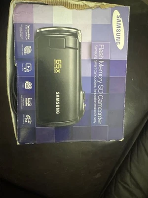 Videocámara Samsung SMX-F54bn/XAA Ultra Zoom negra nueva en caja Foto 1 de 3