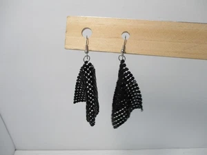 Ohrhänger 3,25 Zoll durchbohrt schwarz Pailletten Kette Quaste Metall leichter Haken - Bild 1 von 7