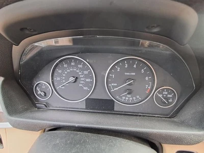 Base velocímetro MPH sin pantalla frontal compatible con BMW 320i 2765538 13-18 Foto 1 de 3