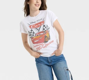 Damen Disney's Car Graphic Kurzarm T-Shirt, Gr. M weiß - Bild 1 von 3