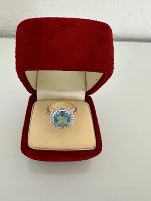 Topas Ring, hell blau, 18K Weißgold, 24 Brillianten 0,45 ct - Bild 1 von 4