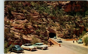 Postcard UT East Entrance Zion-Mt Carmel Highway Tunnel Cars Bridge - Picture 1 of 2