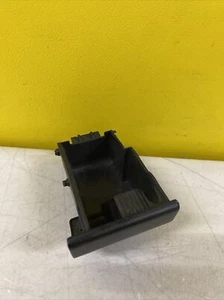 2004-2007 LAND ROVER FREELANDER 2 CENTER CONSOLE ASH TRAY - Picture 1 of 24