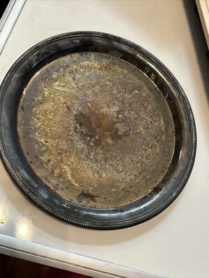 Bandeja redonda para servir vintage WM Rogers MFG plateada diseño ornamentado 12" Foto 1 de 4