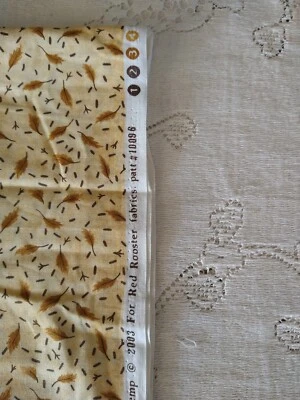 Rooster Hill Farms por Jill Kemp #10096 telas de gallo rojo plumas de algodón BTHY Foto 1 de 4