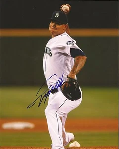 TAIJUAN WALKER SEATTLE MARINERS AUTOGRAPHED SIGNED ACTION 8X10 PHOTO W/COA - Picture 1 of 1