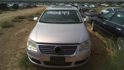 二手速度计 适合:2009 年 大众帕萨特 集群 MPH 美国市场级 — 第 1/4 张图片