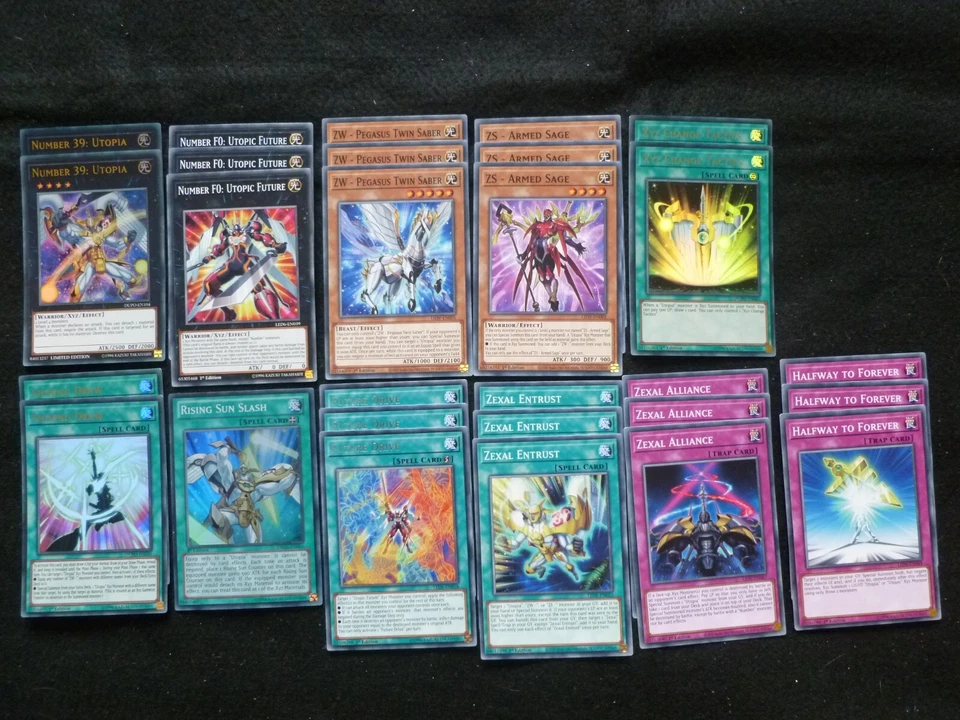 YU-GI-OH 28 CARD NUMBER 39: UTOPIA / ZW / ZEXAL DECK CORE 1ST EDITION - Image 1 of 1