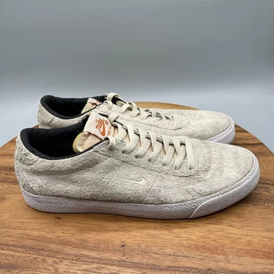 Nike Sb Zoom Bruin Zapatos Para Hombres 10.5 Gris Crema Gamuza Informales Cómodas Tenis Foto 1 de 4