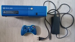 Xbox 360 E Spielekonsole Special Edition Blau Konsole Blue Model 1538 500 GB - Bild 1 von 3