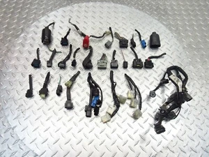 Lote de 14 15 tapones de arnés de cableado OEM interceptor Honda VFR800F VFR800 2014 - Imagen 1 de 12