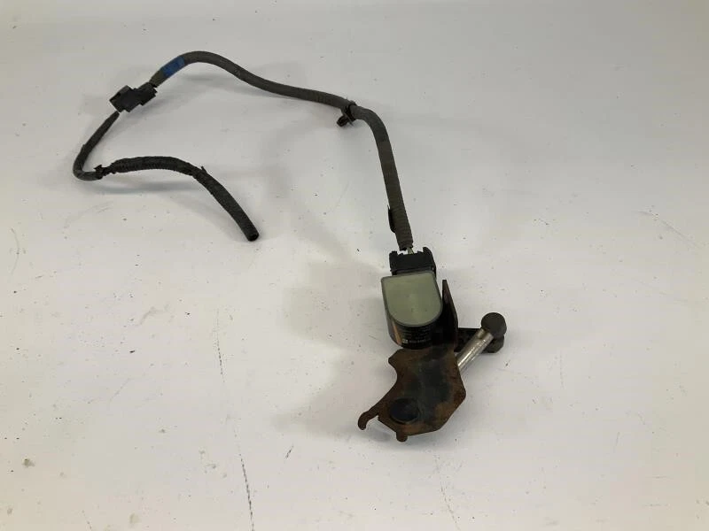 Sensor de nivel de altura trasero Q 09-17 Infiniti Q50 FX35 FX37 FX50 QX70 Foto 1 de 4