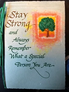 New Blue Mountain Arts Card STAY STRONG / Encourage  - Picture 1 of 5