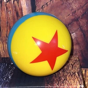 Disney Parks Pixar Toy Story Luxo Jr Palla Rimbalzante Spessa 4" Stella Palla Gialla - Foto 1 di 10