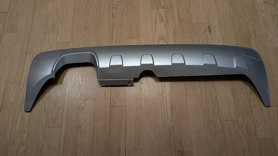 Alerón de parachoques inferior placa de deslizamiento OEM Volvo XC90 2007-2014 30678965 Foto 1 de 4