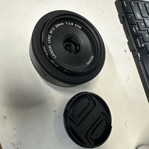 canon ef-s 24mm f2.8 stm macro lens EXCELLENT w Hoya uv filter front + rear caps - Picture 1 of 4
