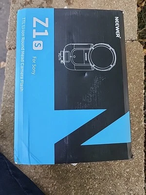 NEEWER Z1-S TTL Round Head Flash Speedlite for Sony DSLR Cameras, 76Ws 2.4G - Image 1 of 3