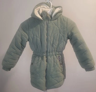 Bass Creek Outfitters Girls Size 7/8 Coat Olive Green With Cream Fleece Inside - Image 1 of 4