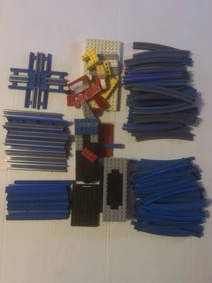 Vintage LEGO TRAIN 12V - Lot de rails bleu - Photo 1/4