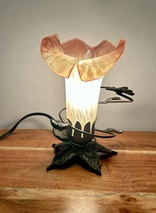 Vintage Stained Glass Dragonfly/Leaf Base - Tiffany Style Lamp - Works - Picture 1 of 9