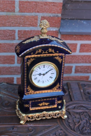 Vintage cobalt blue limoges decor mantel clock Cover