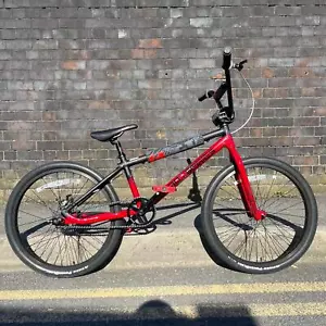 Bici GT Pro Series Heritage 24 pollici BMX Cruiser edizione corsa rossa - Foto 1 di 14