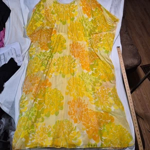 NWT ALFRED SHAHEEN LONG DRESS FULLY PLEATED YELLOW FLORAL SZ SMALL VINTAGE - Picture 1 of 19