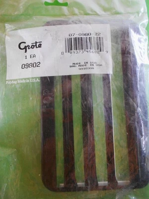 One LOUVER for Fog - Luz de conducción Grote #09802 negro rectanular hecho en EE. UU. Foto 1 de 4