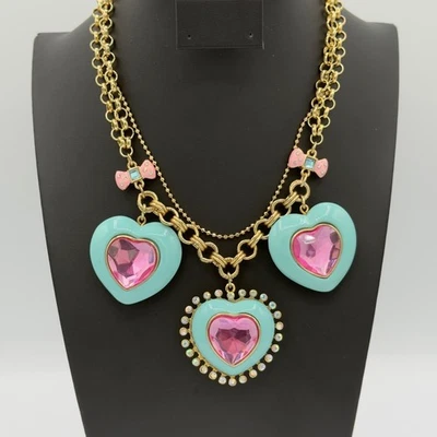 Collar Corazón Betsey Johnson Candy Land Retirado Declaración Azul Aqua Rosa Foto 1 de 4