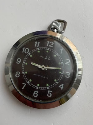 LINDO RELÓGIO DE BOLSO ANTIGO VINTAGE UMF CALMLA SATURN ALEMANHA GDR PEÇAS - Imagem 1 de 4