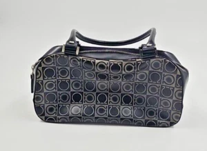 Bolso de hombro de cuero gris Salvatore Ferragamo Gancini con bolsa antipolvo - Imagen 1 de 19