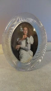 Mikasa glass picture frame oval 6 1/2" tall 3 X4 1/2" opening OH434 - Picture 1 of 3