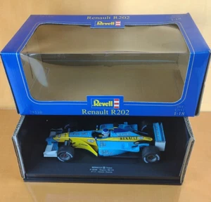 Revell 28510 1:18 Scale Renault F1 Team R202 RS 22 No. 15 Jenson Button - Boxed - Picture 1 of 13