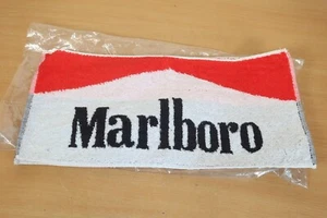 MARLBORO 1980’s Vintage Bar Towel Pub Beer Man Cave Hand Gym Towel F1 NEW UNUSED - Foto 1 di 12
