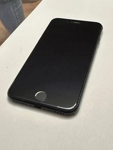 Apple iPhone SE 2020 128gb nero Black schermo nuovo batteria 84/100 - Foto 1 di 3