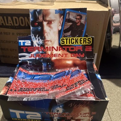 Sealed pack of Terminator 2 stickers - Topps 1991 - Image 1 of 3