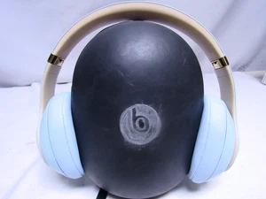 Beats by Dr. Dre Studio3 Wireless Over the Ear Headphones - Crystal Blue - Picture 1 of 12