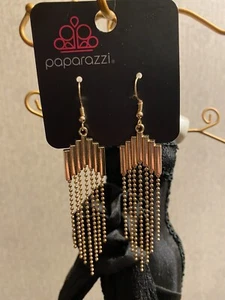 Gold Colored Arrow Looking Dangle Earrings - Picture 1 of 2