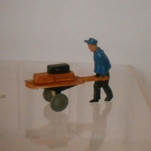 Siku V431 Plastic Man Pushing Baggage Cart - Picture 1 of 1