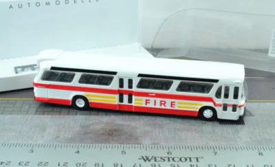 Bus Bus Busch 44550 GMC Fishbowl F.D.N.Y Departamento de Bomberos de Nueva York  Escala 1:87 HO Foto 1 de 3