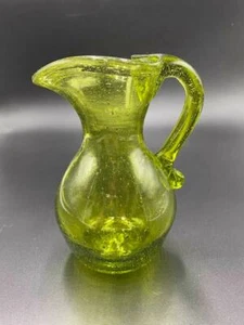 Colonial Seed Glass ~ GREEN CREAM PITCHER w/ HEART SHAPED MOUTH ~ Jamestown, VA - Picture 1 of 9
