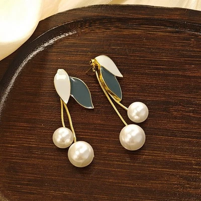 Stylish Tassel Earrings Featuring Imitation Pearls Enhance Your Everyday Look - Image 1 of 4