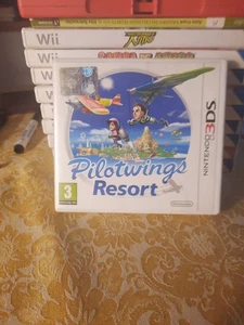 PILOTWINGS RESORT Videogioco Nintendo 3DS 2DS Originale COMPLETO PAL ITA - Foto 1 di 4