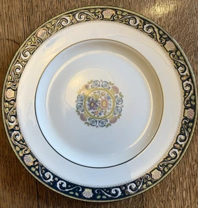 5x dinner plates in Wedgwood Runnymede Blue Bone China - Picture 1 of 2