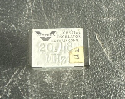Vectron CO238A 20.48 Mhz Crystal Oscillator 14 Pin - Image 1 of 4