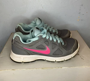 Nike Revolution Damen-Laufschuhe grau 488148-002 Low-Top Schnürschuhe Mesh 5,5 M - Bild 1 von 3