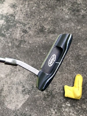 Yes C-Groove Callie Swash Desh Putter Right-handed Steel Shaft Stiff  33in - Image 1 of 4