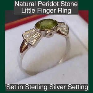 Natural Peridot Stone Set In Taxco Sterling Silver Little Finger Ring Attractive - Foto 1 di 7
