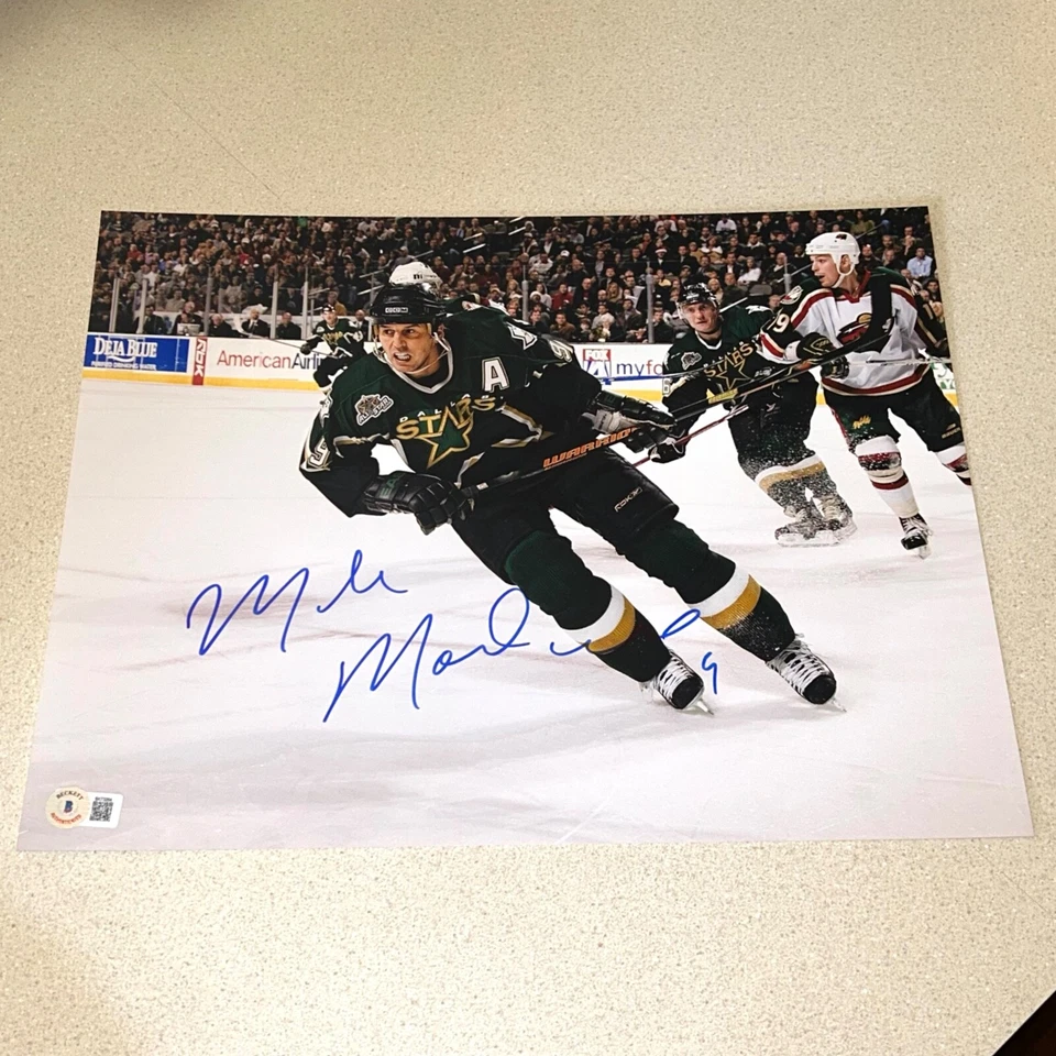 MIKE MODANO signed autographed 11X14 DALLAS STARS NHL HOF BECKETT BAS COA - Image 1 of 1