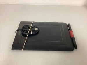 Wacom Bamboo Touch Tablet CTH-460 USB Graphic Design Drawing with Stylus Pen - Afbeelding 1 van 5